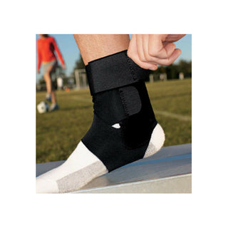 ACE Ankle Brace w/Stabilizer 209605, Adjustable