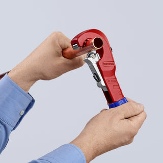 Knipex 90 31 02 SBA 7 1/4" TubiX® Pipe Cutter