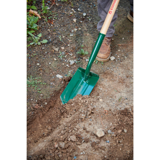 Corona-SS 64306 · Trench Shovel - Digging 28°, 6 Inch