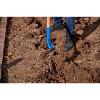 Corona-SS 64303 · Trench Shovel - Digging 28°, 3 Inch