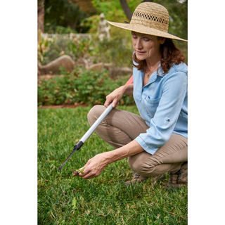 Corona GT 3254 · EXTENDED REACH 2-Prong Weeder with ComfortGEL® Grip
