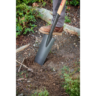 Corona SS 62010 Closed-Back Drain Spade Shovel, 14-Gauge, 30 in. Wood D-Grip Handle