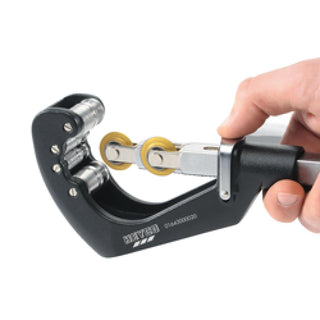 Heyco 01643100000 Tube Cutter With Lacquer Finish